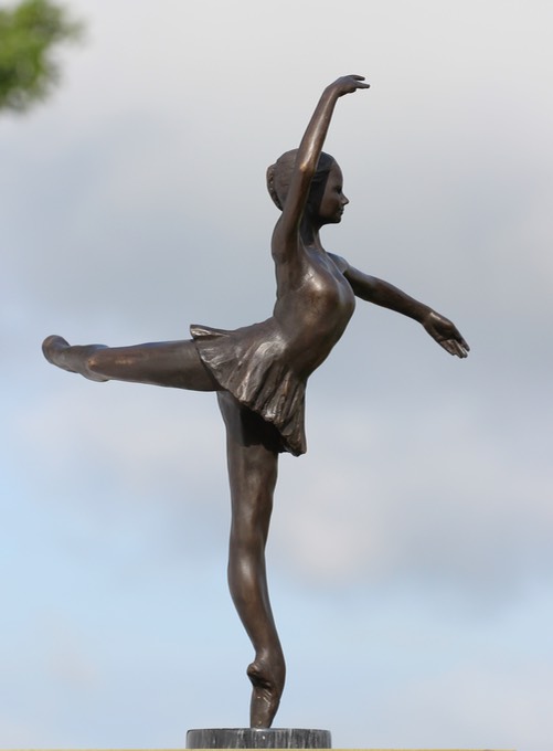 small ballet dancer sculpture